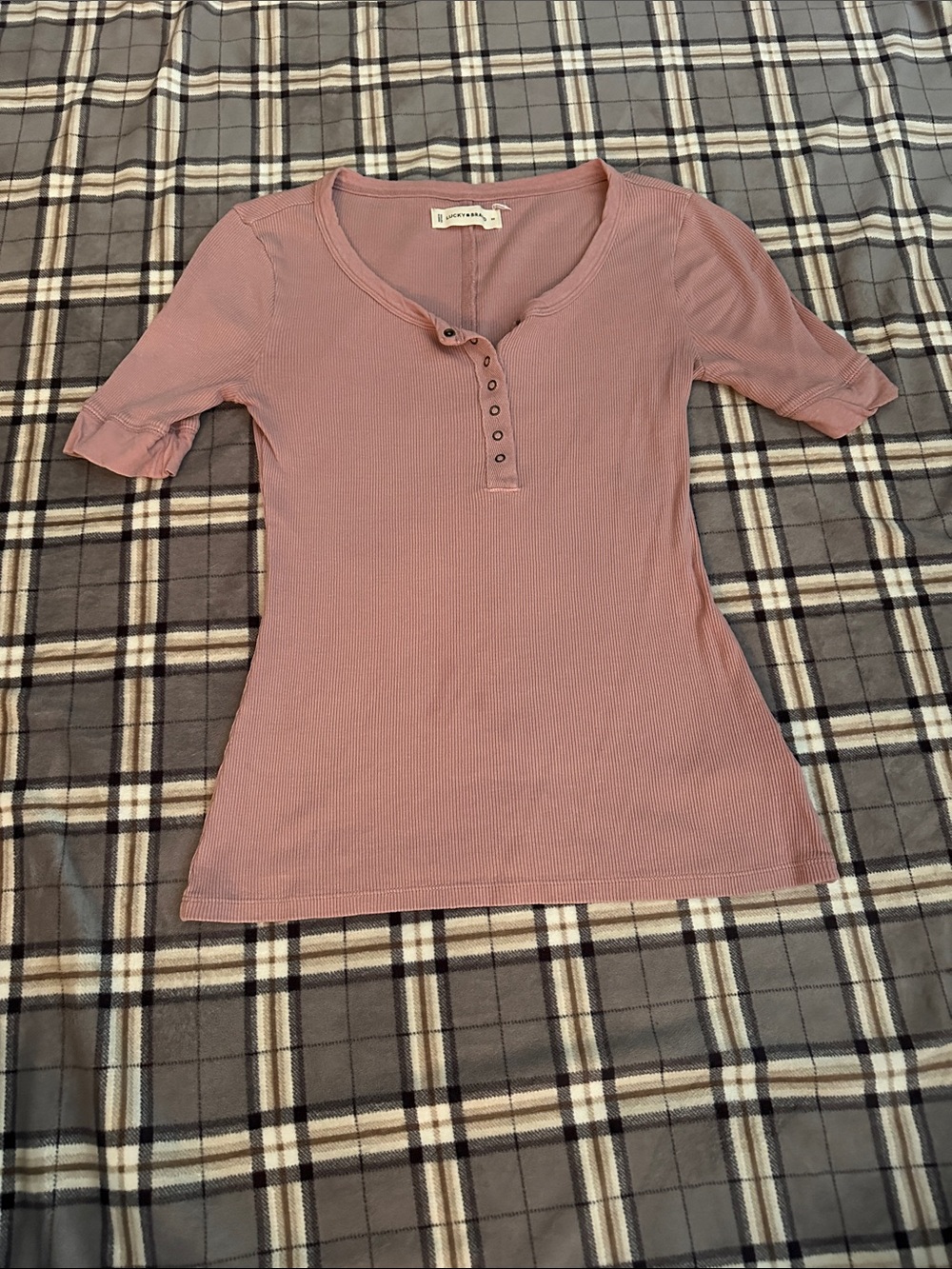 Lucky Brand Dusty Mauve Ribbed Henley Short Sleeve Top